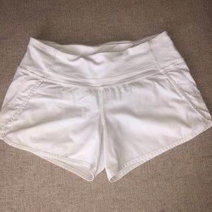 White Lululemon Speed Up Shorts 4" Size 4